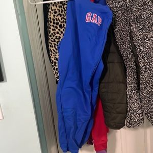 Women’s Gap Joggers. Gently used. Like new